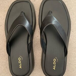 Aldo Black Leather Thong Sandals